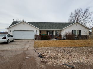 4501 N Pioneer Dr, Enoch, UT 84721
