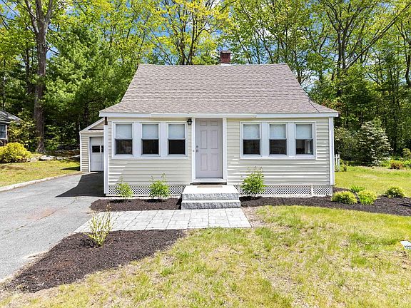 3rd image of 63 Underwood Road