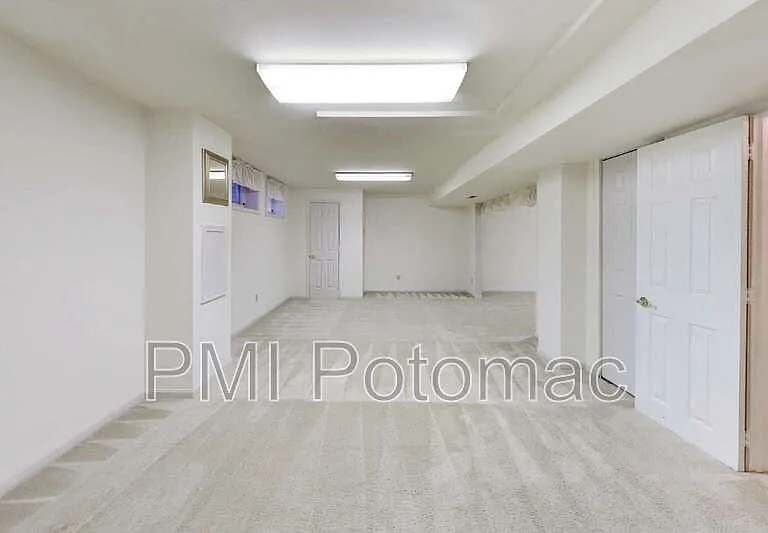 14672 Brougham Way — Photo 56