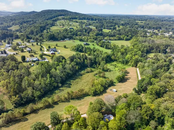Southwood Rd, Livingston, TN 38570
