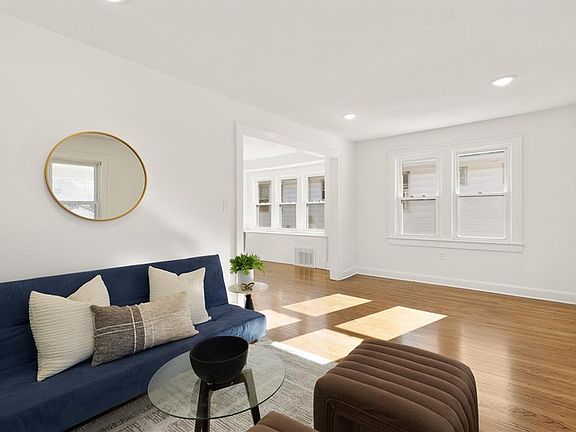 5th image of 2045 N 32nd St