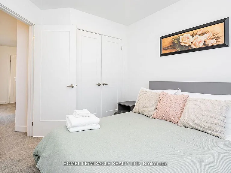 4263 4th Ave #825 — Photo 18