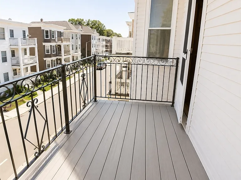 102 Saxton St #3 — Photo 10