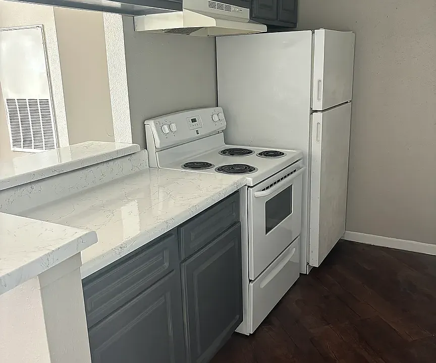 Riverway Apartments
