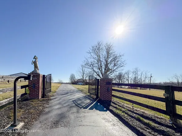 700 Cedarmore Rd, Bagdad, KY 40003