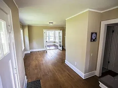 829 Chicago Ave — Photo 5