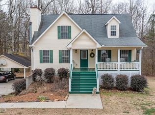 635 Robin Rd, Covington, GA 30016