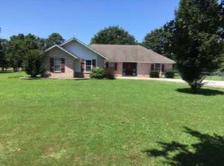 1705 N Main St, Jay, OK 74346