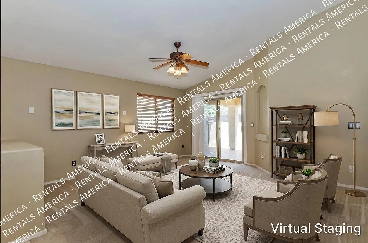 4 bedroom, 2 bath off Houghton — Photo 3