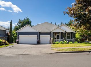 12290 SE Cedar Ct, Happy Valley, OR 97086