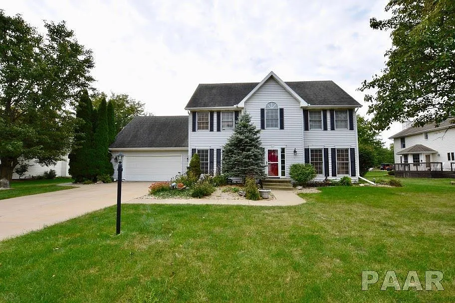 810 Dogwood Dr photo 1