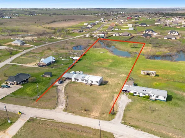 9405 Alabama St, Joshua, TX 76058