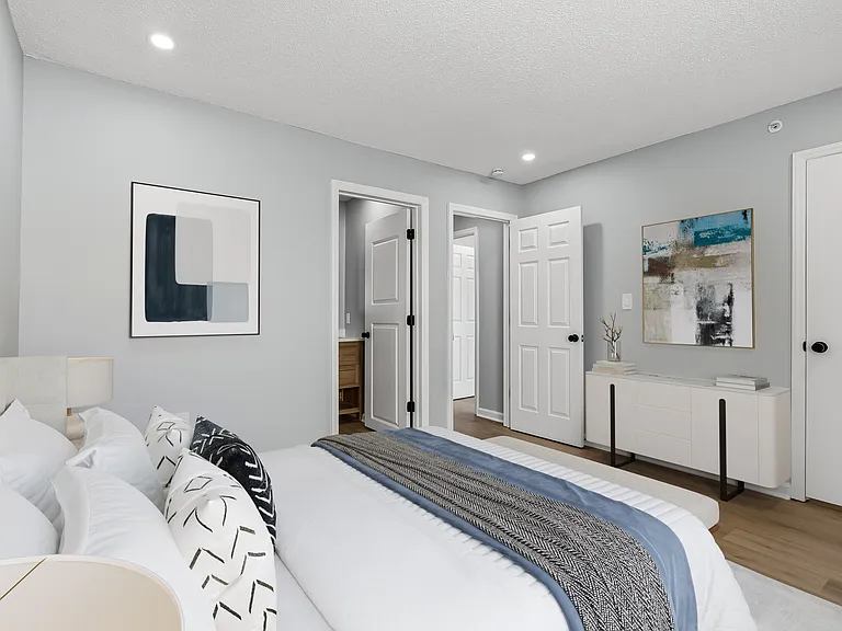 The Pointe @ Apex Apartments — Photo 21
