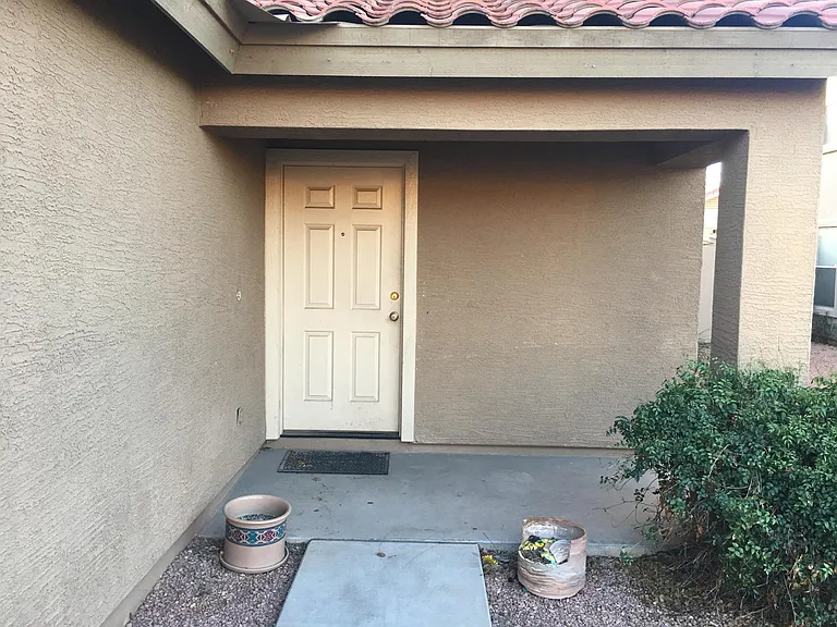 7776 N 56th Ln — Photo 10