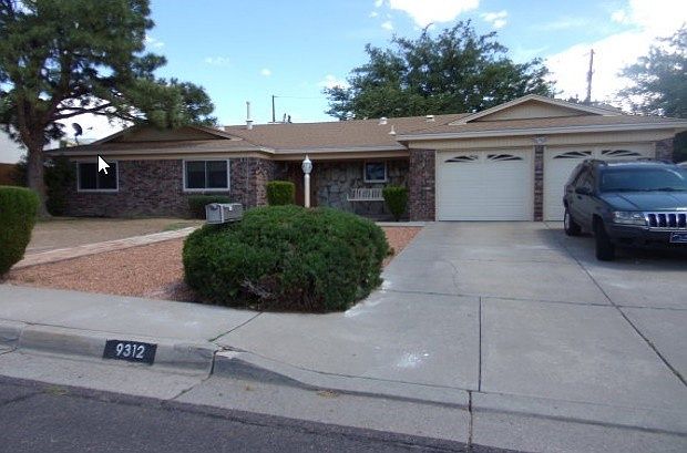 1st image of 9312 Orlando Pl NE