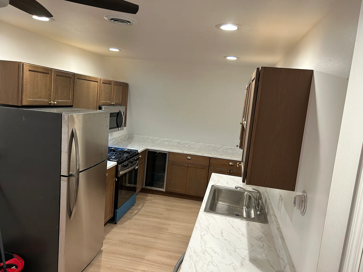 1 bed, $1,100 — Photo 2