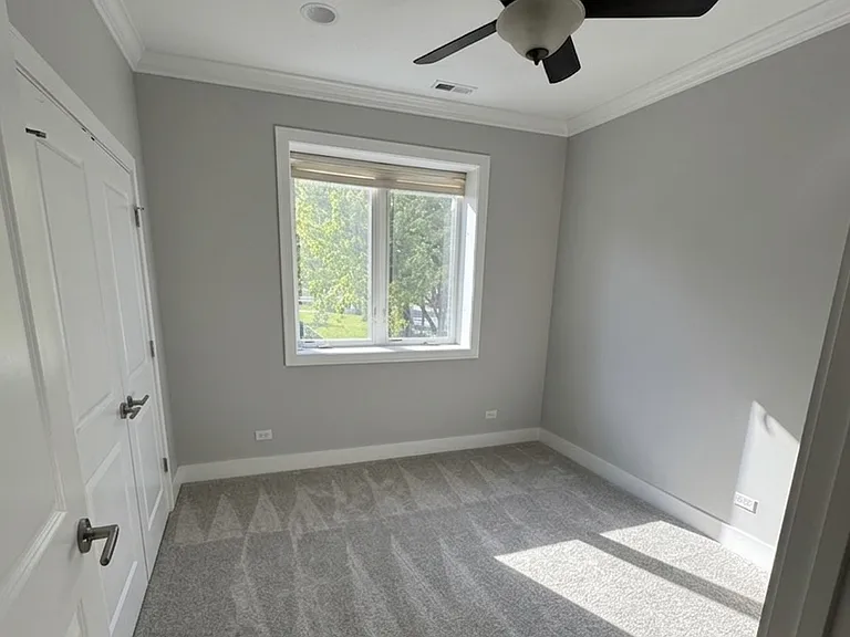 2457 W Irving Park Rd #2W — Photo 12