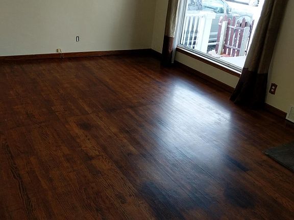 4th image of 169 Terrace Dr