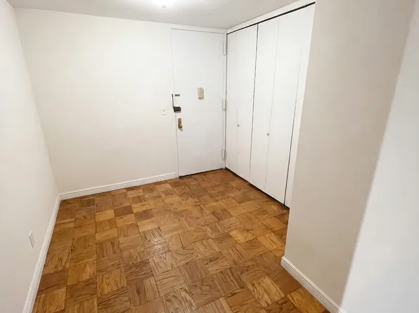 333 East 30th Street image 17 of 39