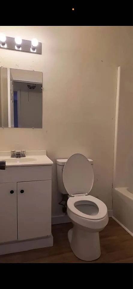 2 bed, 660 sqft, $700 — Photo 3