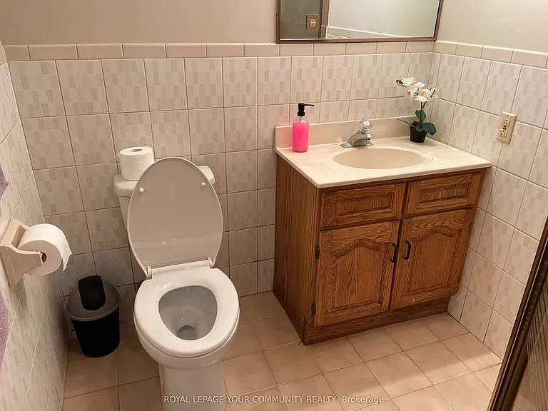 80 Trayborn Dr — Photo 4