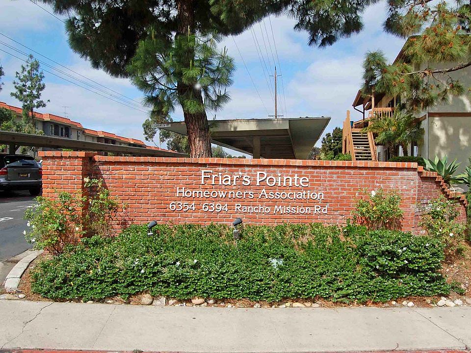 Friars Pointe Condominiums
