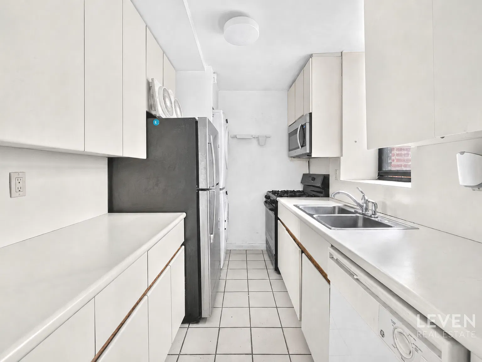 317 West 95th Street — Photo 3