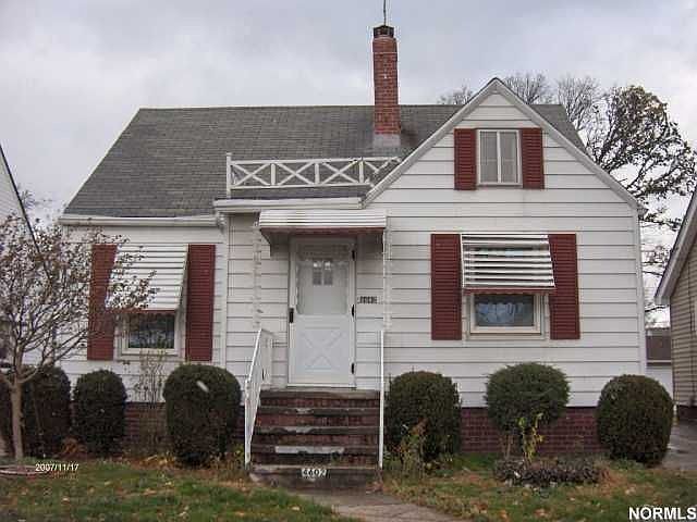 This home is priced for todays market! This is in move in condition. 