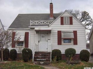 4602 Pershing Ave, Parma, OH 44134