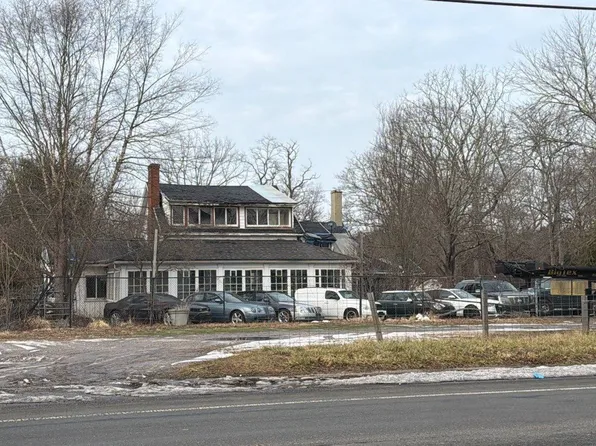 2891 Montauk Hwy, Brookhaven, NY 11719