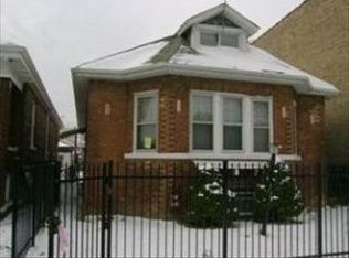 5816 S Fairfield Ave, Chicago, IL 60629