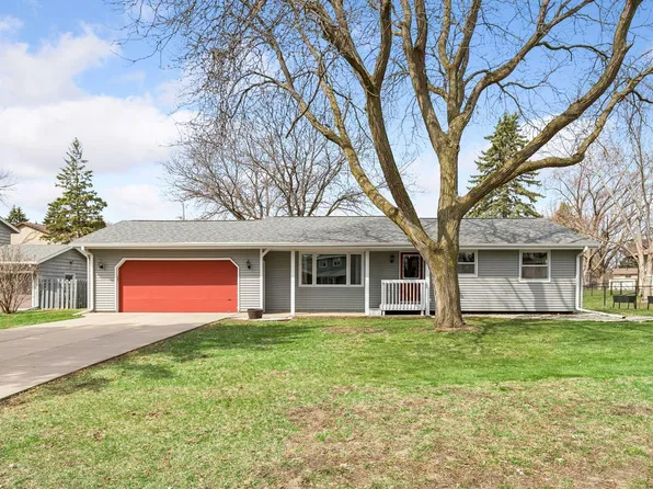 11045 Stanley Curv, Bloomington, MN 55437