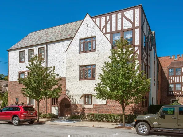 1101 Merrill St #M1, Winnetka, IL 60093