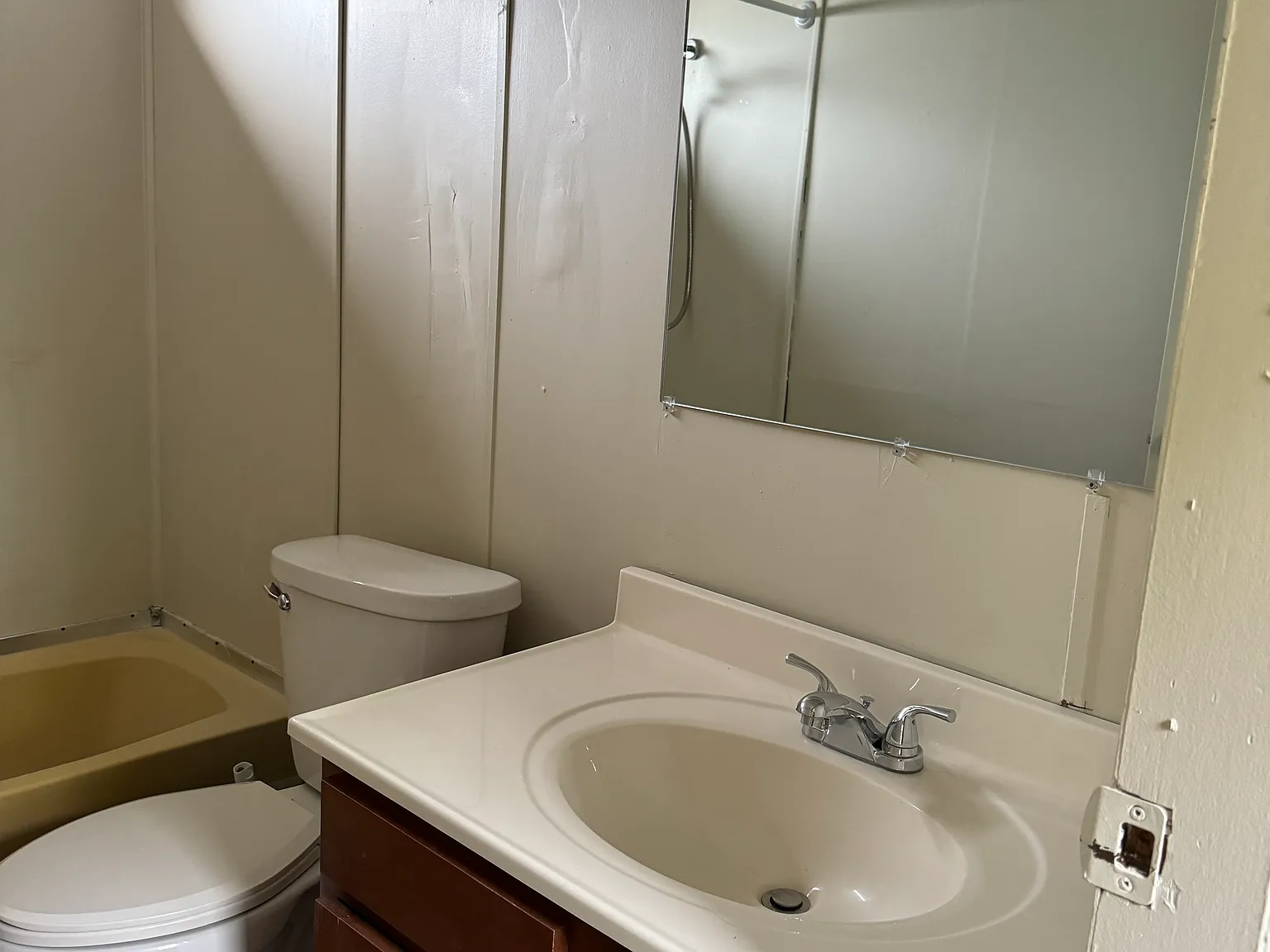 1683 Marion Waldo Rd — Photo 2