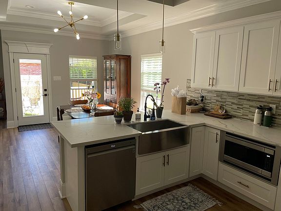 5th image of 4127 Gibson St