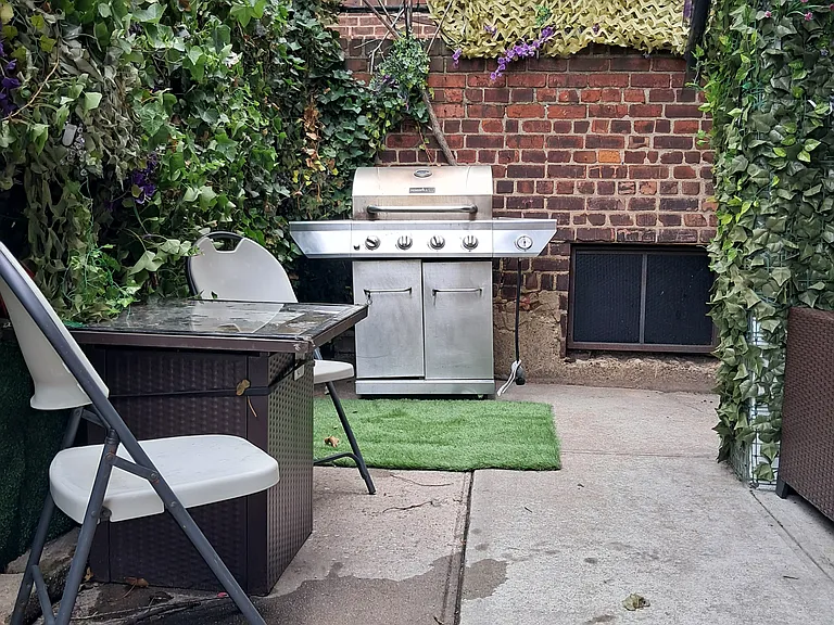 11 Mackay Pl #1 — Photo 12