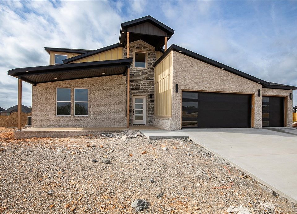 1st image of 1851 Bluestem Dr