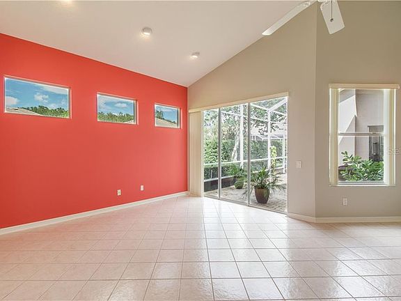 4th image of 3951 Silk Oak Ln