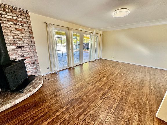 3rd image of 4367 Nelson Dr