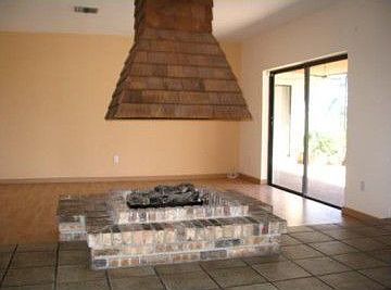 1st image of 19221 E Oakmont Dr