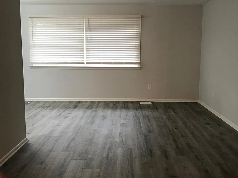 650 Parlin St #1 — Photo 6