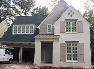 2137 Pine Dr, Raleigh, NC 27608