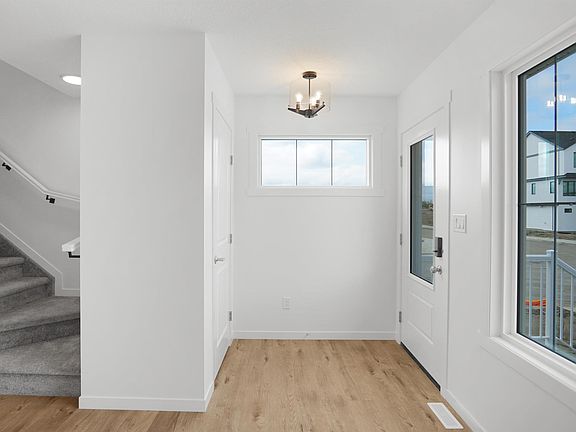 2nd image of 503 177th Ave NW