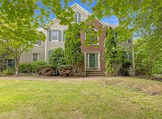 6 Eastbrook Farm Ln, Southborough, MA 01772