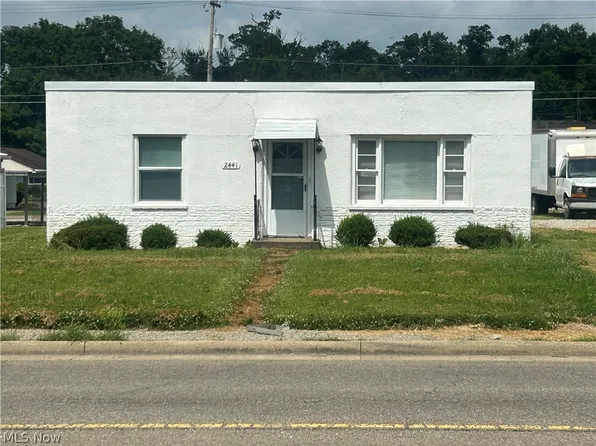 2441-2447 Bell St, Zanesville, OH 43701