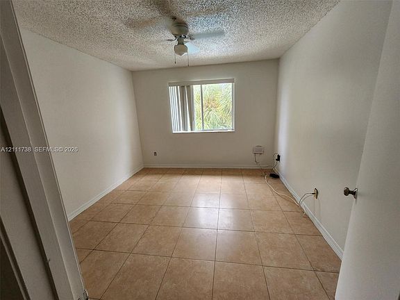 3rd image of 460 S Park Rd APT 308