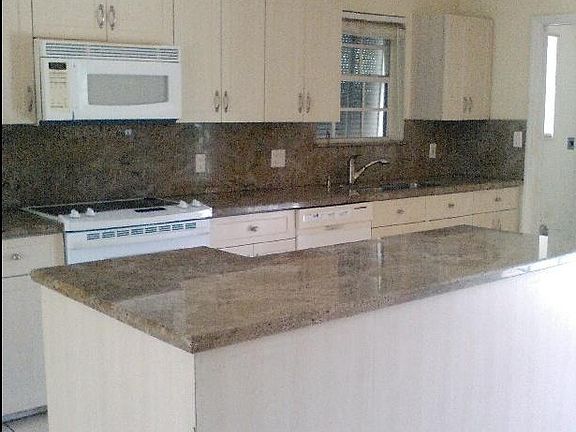 3rd image of 3604 SW 22nd St