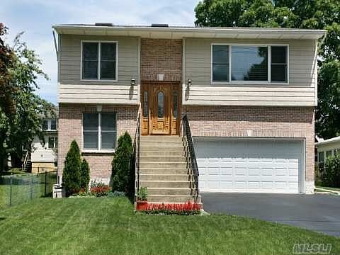 1st image of 63 McLoughlin St