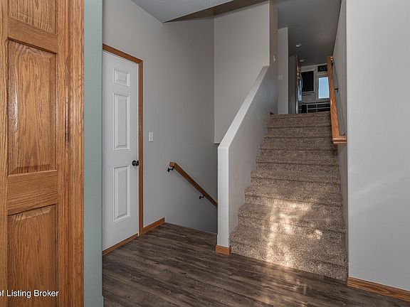 3rd image of 3507 Lyons Ave