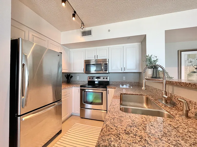 90 Alton Rd #3009 — Photo 8